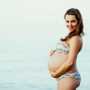 photo-grossesse-lifestyle-exterieur-06-monaco-stephanie-toselli-08