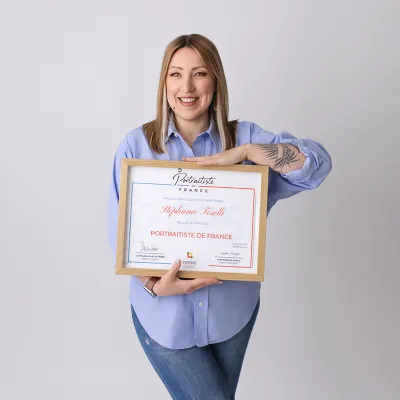 stephanie toselli et son titre de portraitiste de france 2025 en île de france