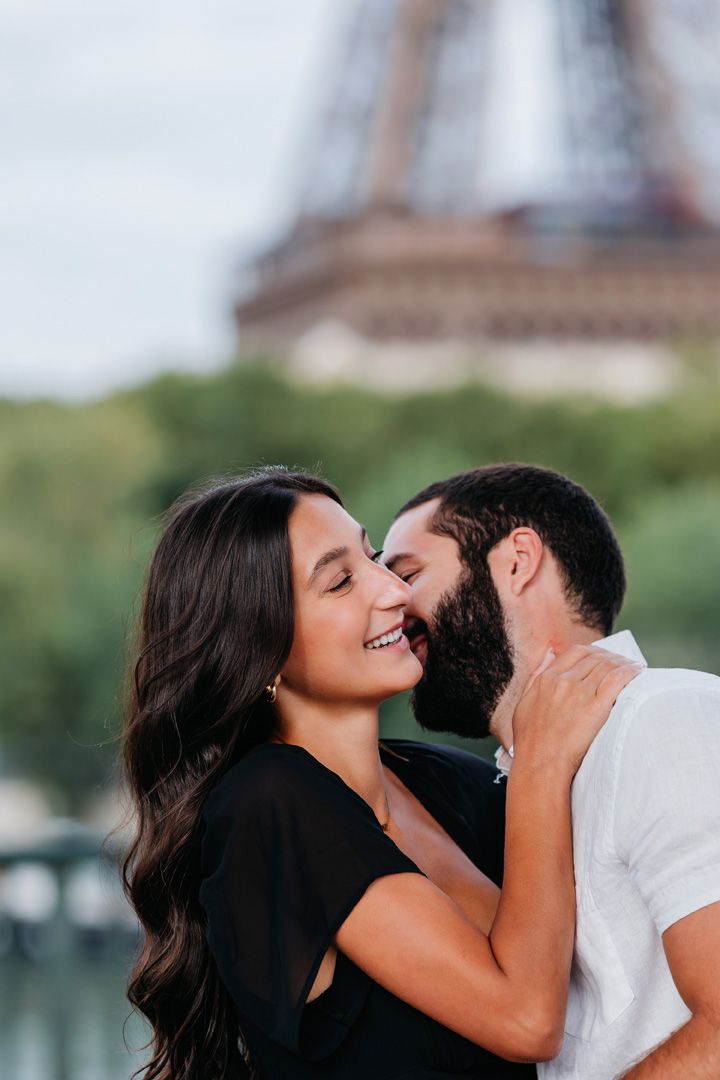 photo de couple amoureux à Paris